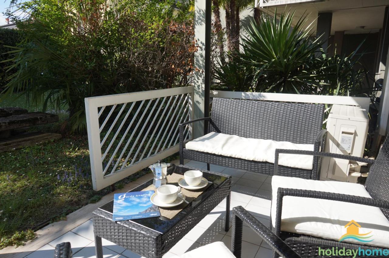 Green Relax Apartment Riva del Garda Exteriör bild
