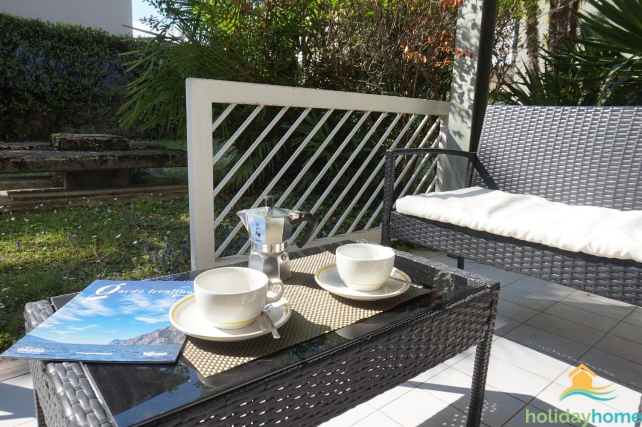 Green Relax Apartment Riva del Garda Exteriör bild